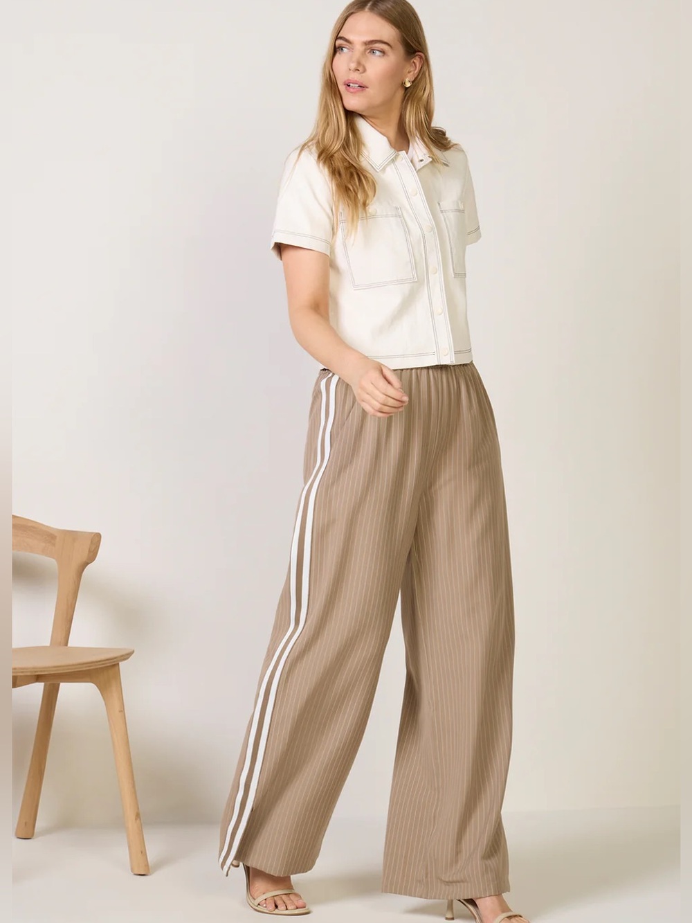 NWT Evereve Tala Pinstripe Track pant Pant Pull-on Petite